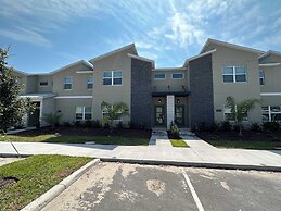 Marvelous 4Bd w Pool Close to Disney at Storey Lake 2629