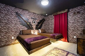 Marvelous 3Bd Close to Disney w Gameroom at The Hub 3409