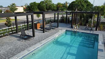 Marvelous 3Bd Close to Disney w Gameroom at The Hub 3409