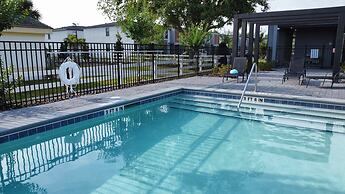 Marvelous 3Bd Close to Disney w Gameroom at The Hub 3409