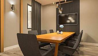 Marvelous 3Bd Close to Disney w Gameroom at The Hub 3409