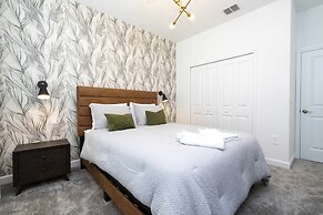 Gorgeous 5Bd With Pool at Champions Gate 1125