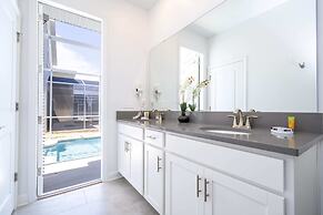 Gorgeous 5Bd With Pool at Champions Gate 1125