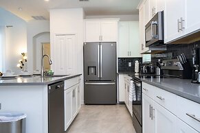 Gorgeous 5Bd With Pool at Champions Gate 1125