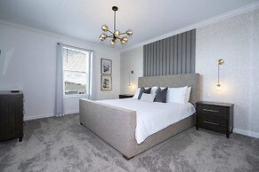 Gorgeous 5Bd With Pool at Champions Gate 1125