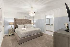 Gorgeous 4 Bd w Pool at Storey Lake Resort 4277