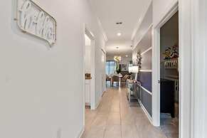 Gorgeous 4 Bd w Pool at Storey Lake Resort 4277