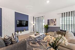 Gorgeous 4 Bd w Pool at Storey Lake Resort 4277