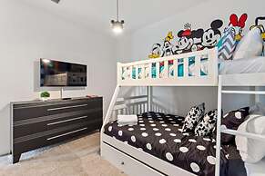 Gorgeous 4 Bd w Pool at Storey Lake Resort 4277