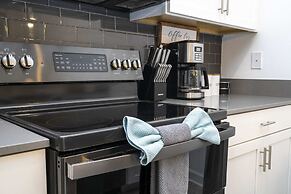 Gorgeous 4 Bd w Pool at Storey Lake Resort 4277