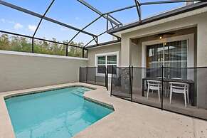 Gorgeous 4 Bd w Pool at Storey Lake Resort 4277