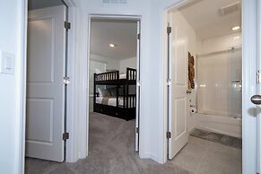 Charming 3Bd Close to Disney Festival 1026