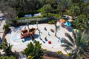 Charming 3Bd Close to Disney Festival 1026