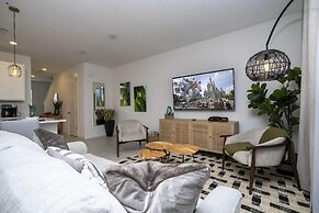 Charming 3Bd Close to Disney Festival 1026