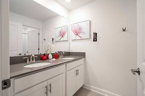 Wonderfull 4Bd With Pool at Champions Gate 1174