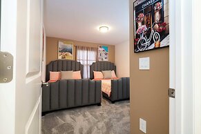 Wonderfull 4Bd With Pool at Champions Gate 1174