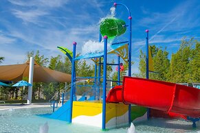 Stunning 5Bd w Pool Windsor Island Resort 3814