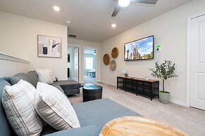 Stunning 5Bd w Pool Windsor Island Resort 3814