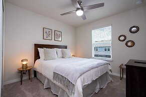 Stunning 5Bd w Pool Windsor Island Resort 3814