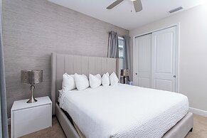 Luxurious 5Bd Single Family w Pool Jacuzzi Encore Resort 7432