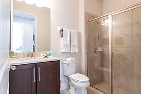 Luxurious 5Bd Single Family w Pool Jacuzzi Encore Resort 7432