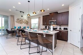 Luxurious 5Bd Single Family w Pool Jacuzzi Encore Resort 7432