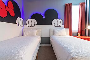 Luxurious 5Bd Single Family w Pool Jacuzzi Encore Resort 7432