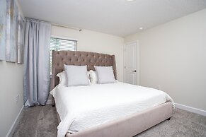 Stunning 5 Bd w Pool Close to Disney 8955