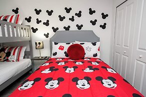 Stunning 4 Bd Close to Disney Storey Lake 2569