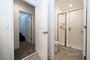 Stunning 4 Bd Close to Disney Storey Lake 2569