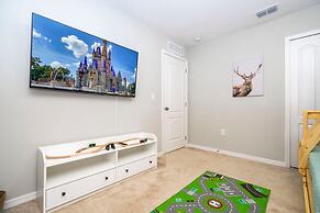 Stunning 3Bd Close to Disney at Fiesta Key 4764