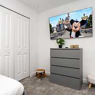 Splendid 5Bd Close to Disney at Storey Lake 4251