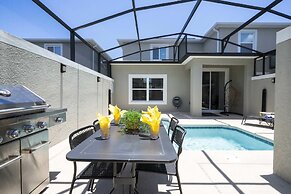 Splendid 5Bd Close to Disney at Storey Lake 4251