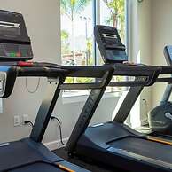 Splendid 5Bd Close to Disney at Storey Lake 4251