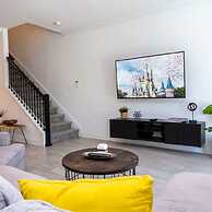 Splendid 5Bd Close to Disney at Storey Lake 4251