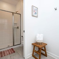 Splendid 5Bd Close to Disney at Storey Lake 4251