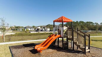 Splendid 5Bd Close to Disney at Storey Lake 4251