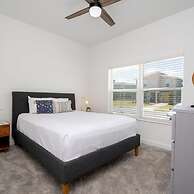 Splendid 5Bd Close to Disney at Storey Lake 4251