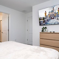 Splendid 5Bd Close to Disney at Storey Lake 4251