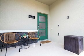 Splendid 5Bd Close to Disney at Storey Lake 4251