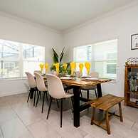 Splendid 5Bd Close to Disney at Storey Lake 4251