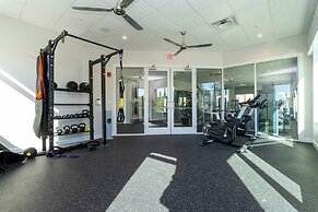 Splendid 5Bd Close to Disney at Storey Lake 4251