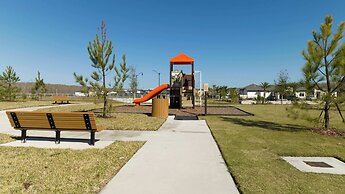 Marvelous 4Bd With Pool at Storey Lake Resort 2601