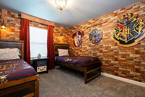 Gorgeous 4Bd With Pool at Storey Lake Resort 4475