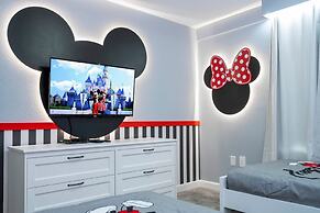 Gorgeous 4Bd With Pool at Storey Lake Resort 4475