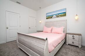 Gorgeous 4Bd With Pool at Storey Lake Resort 4475