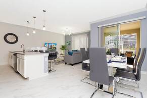 Stunning 4 Bd w Pool Close to Disney Champions Gate 990