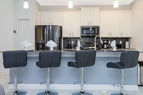 Stunning 4 Bd w Pool Close to Disney Champions Gate 990