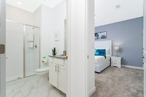 Stunning 4 Bd w Pool Close to Disney Champions Gate 990