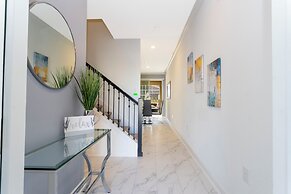 Stunning 4 Bd w Pool Close to Disney Champions Gate 990